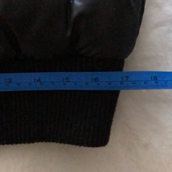 Zara’s down vest - Picture 9 of 10